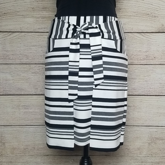 CAbi Dresses & Skirts - CAbi Grandstand Mixed Striped Skirt